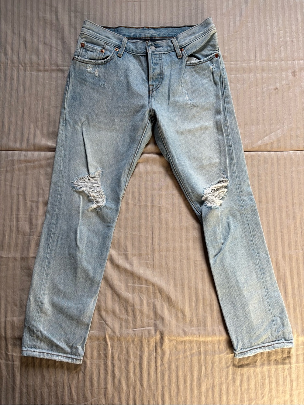 Levi’s 501 CT Customized Tapered Distressed Light Wash Jeans Women 25x32 Denim